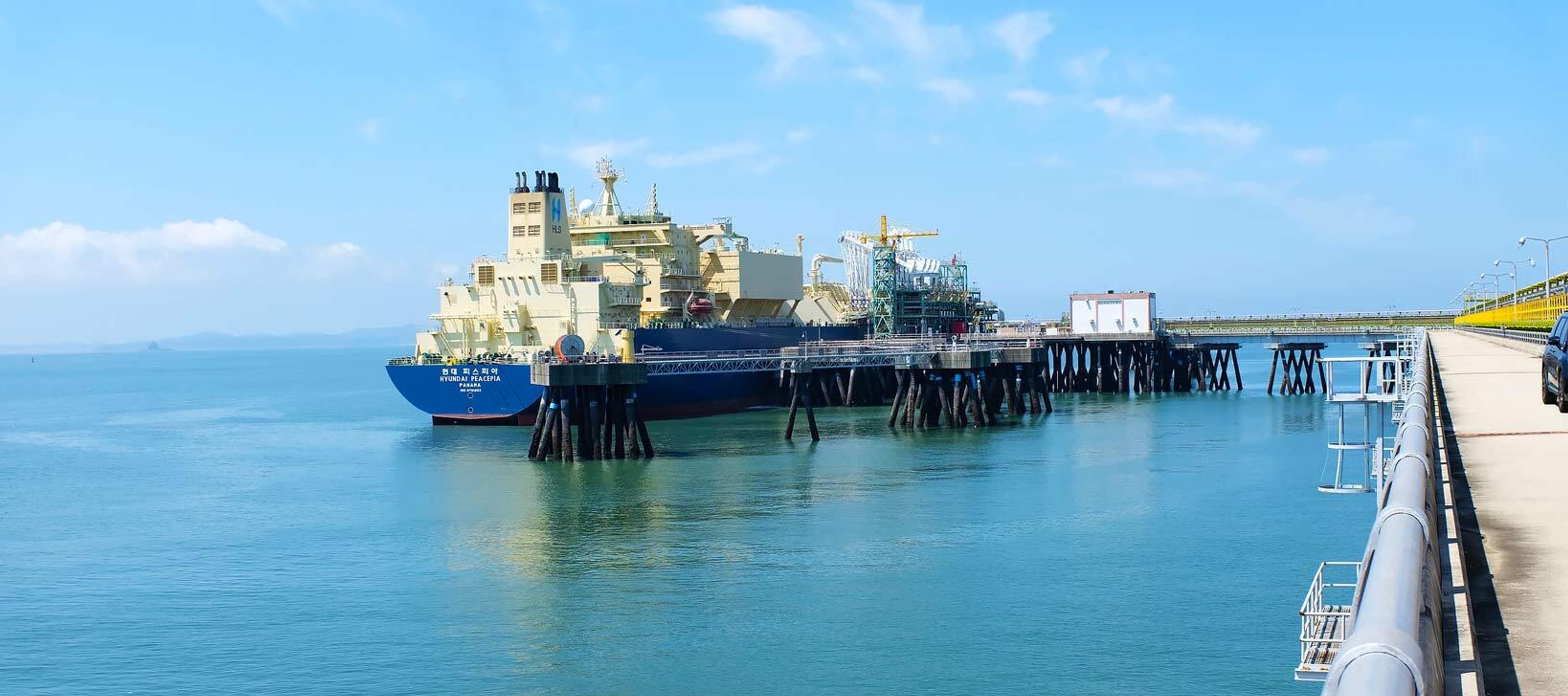 An LNG tanker, docked at the world's largest LNG-import terminal in Incheon, South Korea