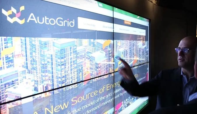 AutoGrid presentation at trade show