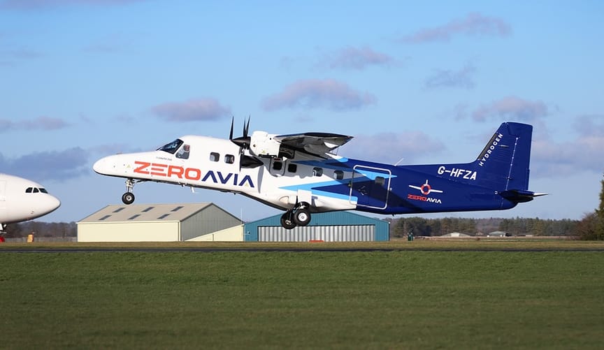 A propeller plane with a hydrogen-electric powertrain lifts off from the ground